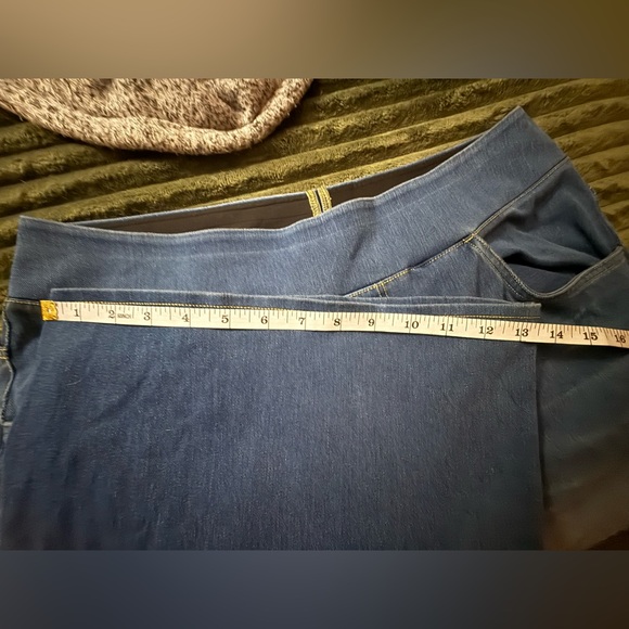 Halara - Halara Flex High Waisted Baggy Wide Leg Jeans - Picture 6 of 6